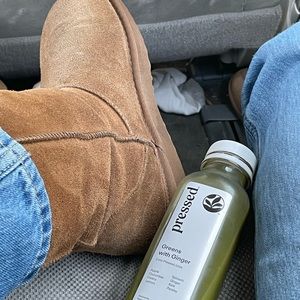 Meet your Posher, Avery